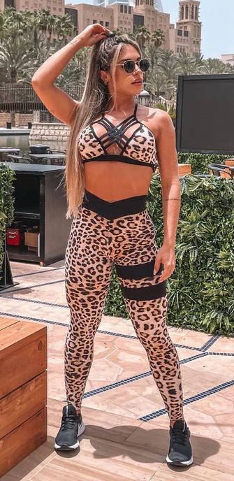 Conjunto Dubai marrón